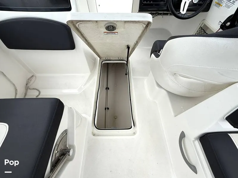 Slide: The Image of Bayliner VR6 OB 2021 - 15842446