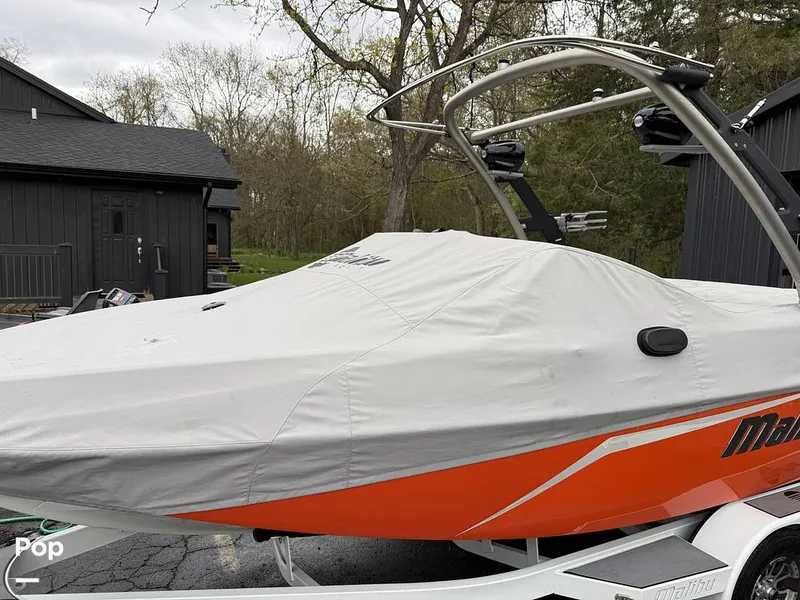 Slide: The Image of Malibu Wakesetter 21 VLX 2017 - 16413845
