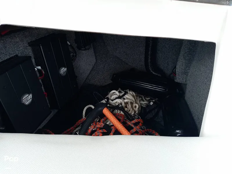 Slide: The Image of Malibu Wakesetter 21 VLX 2017 - 15830685