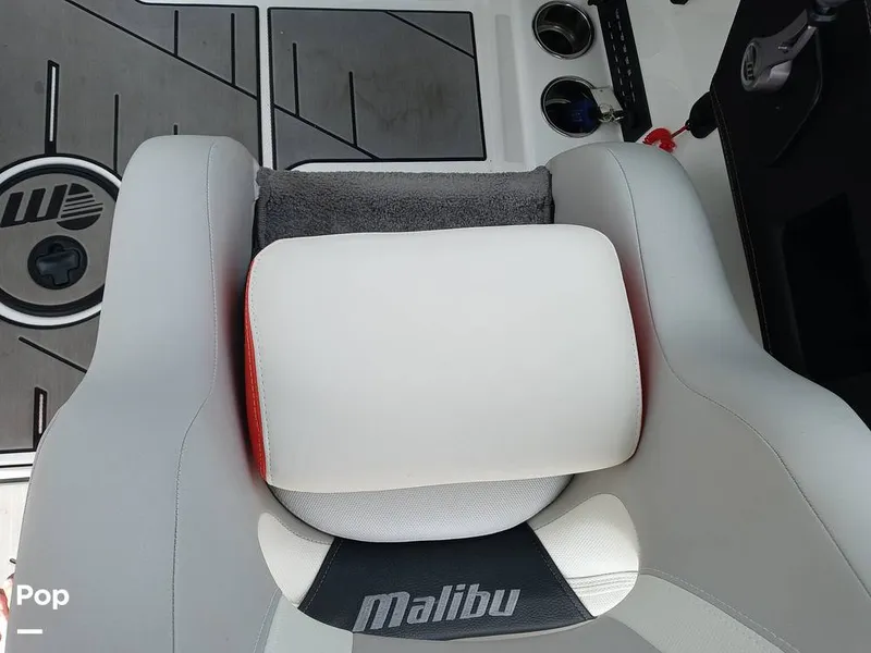 Slide: The Image of Malibu Wakesetter 21 VLX 2017 - 15830699