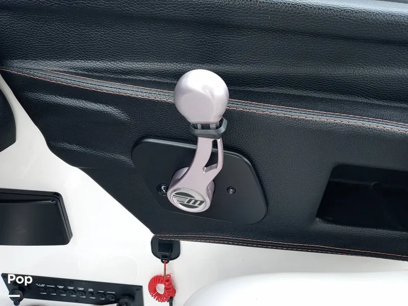 Slide: The Image of Malibu Wakesetter 21 VLX 2017 - 15830708