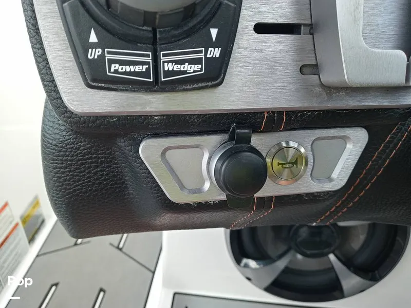 Slide: The Image of Malibu Wakesetter 21 VLX 2017 - 15830710