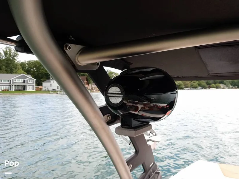 Slide: The Image of Malibu Wakesetter 21 VLX 2017 - 15830729