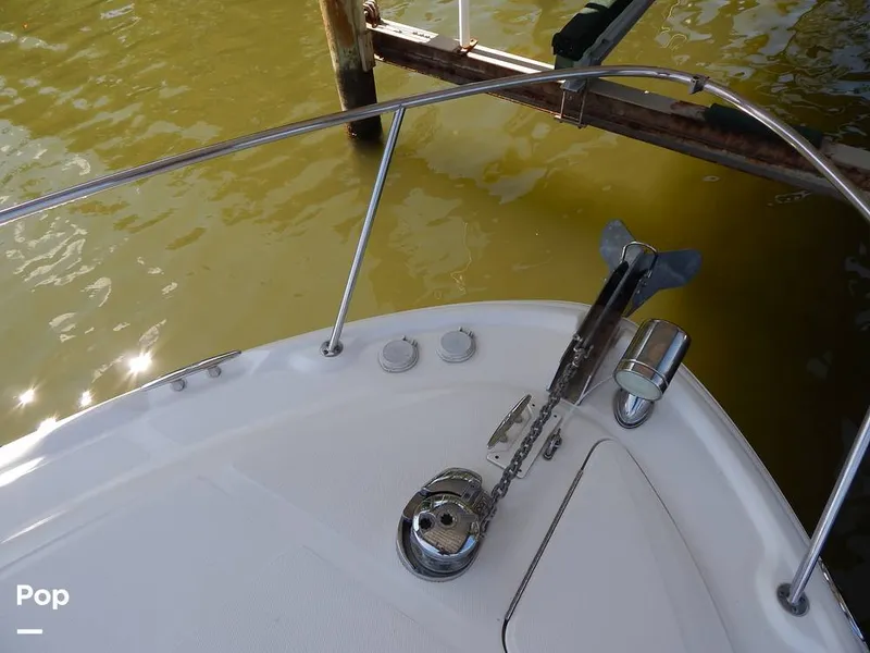 Slide: The Image of Sea Ray 320 Sundancer 2006 - 15857440