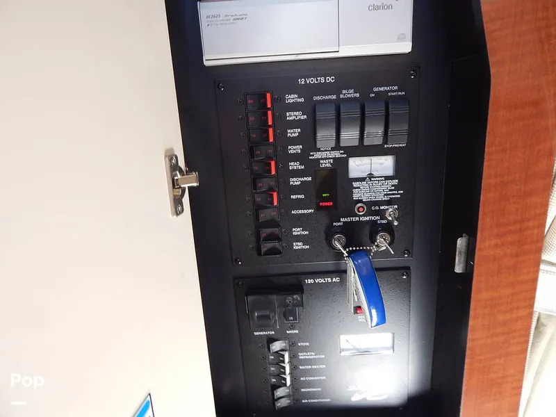 Slide: The Image of Sea Ray 320 Sundancer 2006 - 15857793