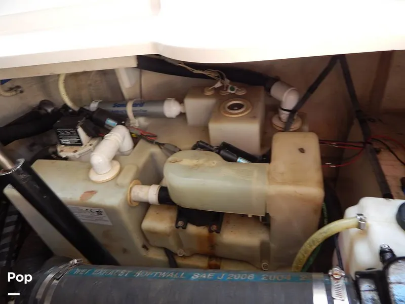 Slide: The Image of Sea Ray 320 Sundancer 2006 - 15857813