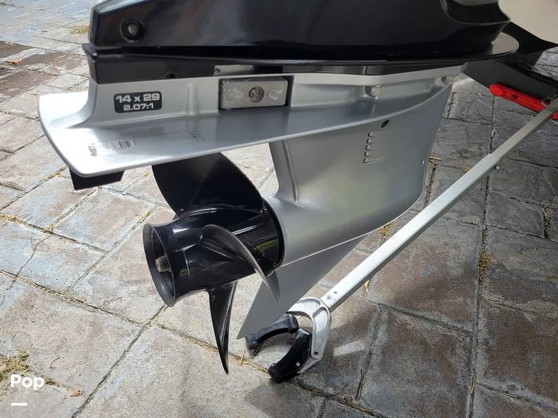 Slide: The Image of Tahoe T18 2022 - 15829829