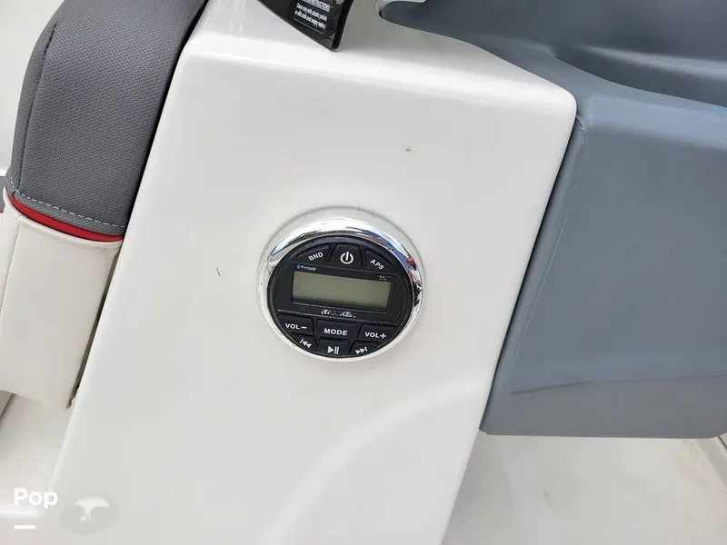 Slide: The Image of Tahoe T18 2022 - 15829847