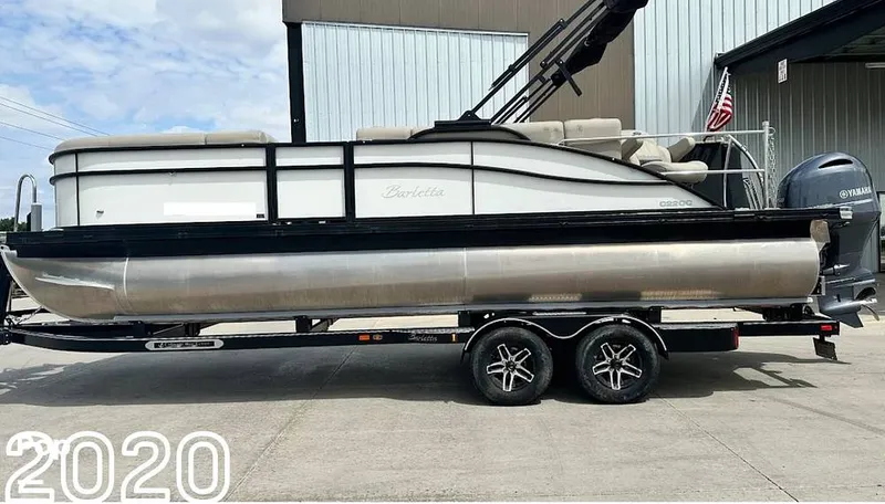 Slide: The Image of Barletta Cabrio 22C 2020 - 15975512