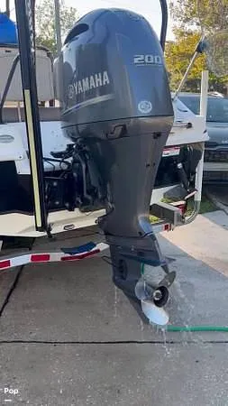 Slide: The Image of 200 HP Yamaha - 15813451