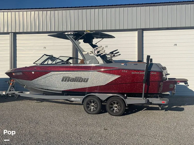 Slide: The Image of Malibu Wakesetter 23 LSV 2025 - 15805761