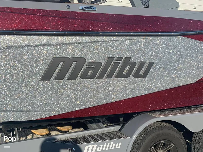 Slide: The Image of Malibu Wakesetter 23 LSV 2025 - 15805701