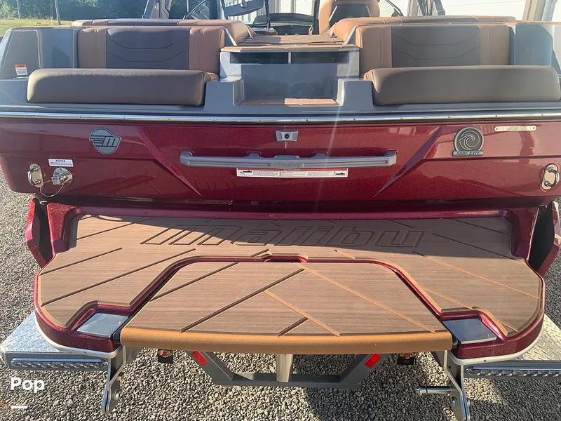 Slide: The Image of Malibu Wakesetter 23 LSV 2025 - 15805724