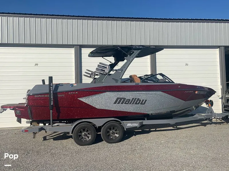 Slide: The Image of Malibu Wakesetter 23 LSV 2025 - 15805752