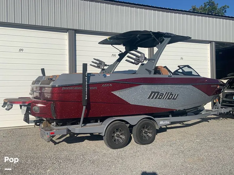 Slide: The Image of Malibu Wakesetter 23 LSV 2025 - 15805751