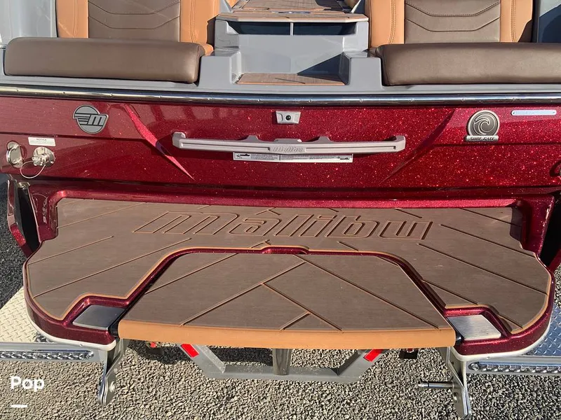 Slide: The Image of Malibu Wakesetter 23 LSV 2025 - 15805741