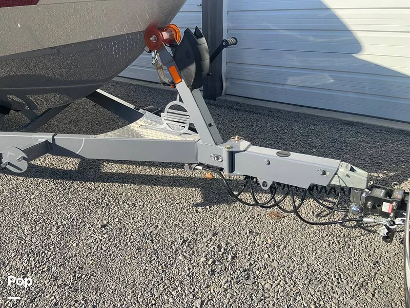 Slide: The Image of Malibu Wakesetter 23 LSV 2025 - 15805764