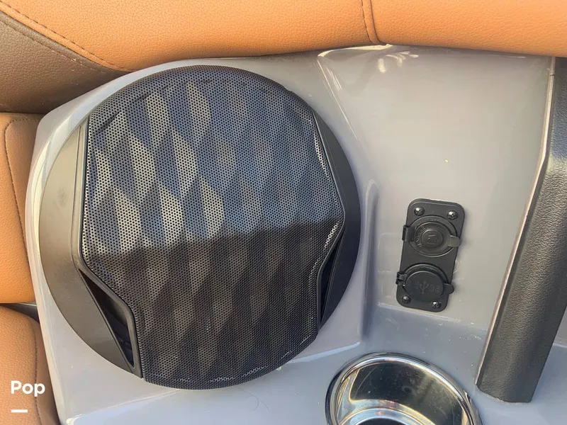 Slide: The Image of Malibu Wakesetter 23 LSV 2025 - 15805615