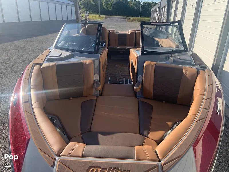 Slide: The Image of Malibu Wakesetter 23 LSV 2025 - 15805617