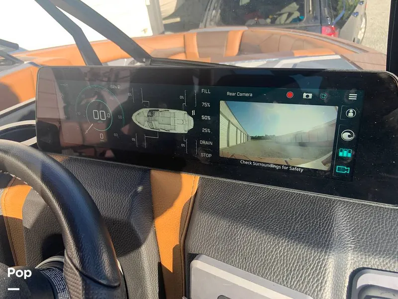 Slide: The Image of Malibu Wakesetter 23 LSV 2025 - 15805630