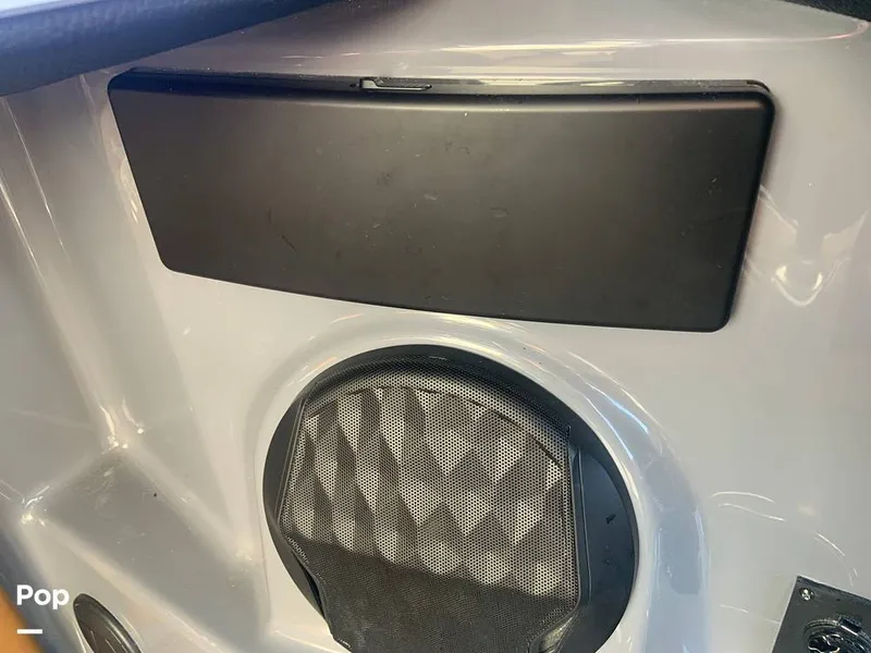 Slide: The Image of Malibu Wakesetter 23 LSV 2025 - 15805637