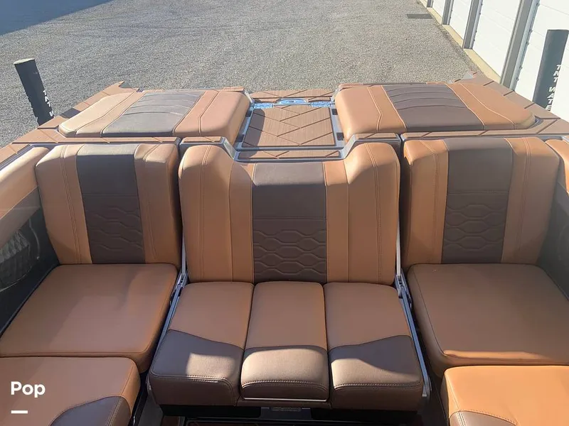 Slide: The Image of Malibu Wakesetter 23 LSV 2025 - 15805644