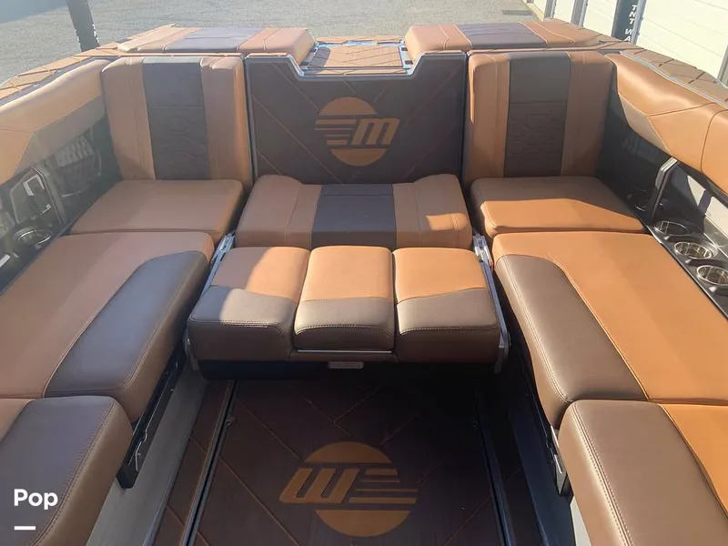 Slide: The Image of Malibu Wakesetter 23 LSV 2025 - 15805646