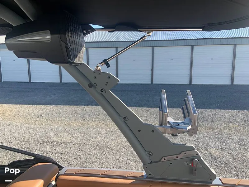 Slide: The Image of Malibu Wakesetter 23 LSV 2025 - 15805681