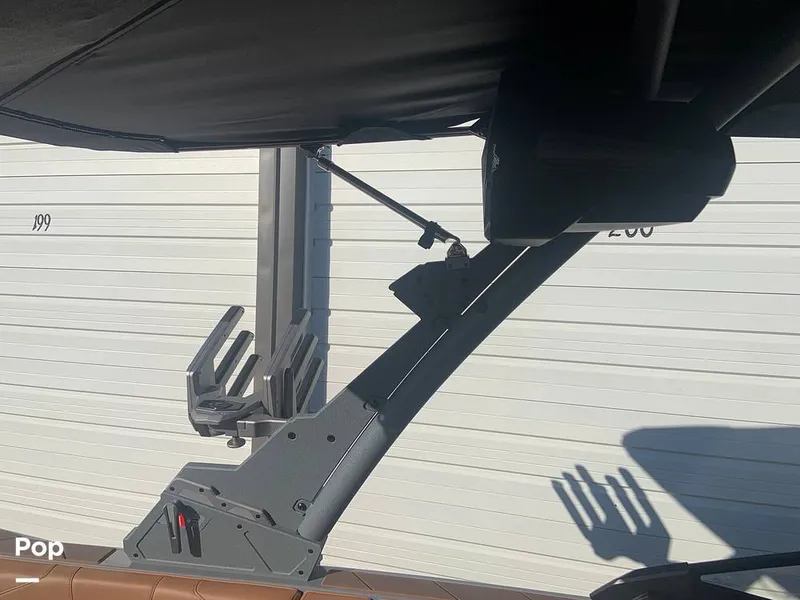 Slide: The Image of Malibu Wakesetter 23 LSV 2025 - 15805682