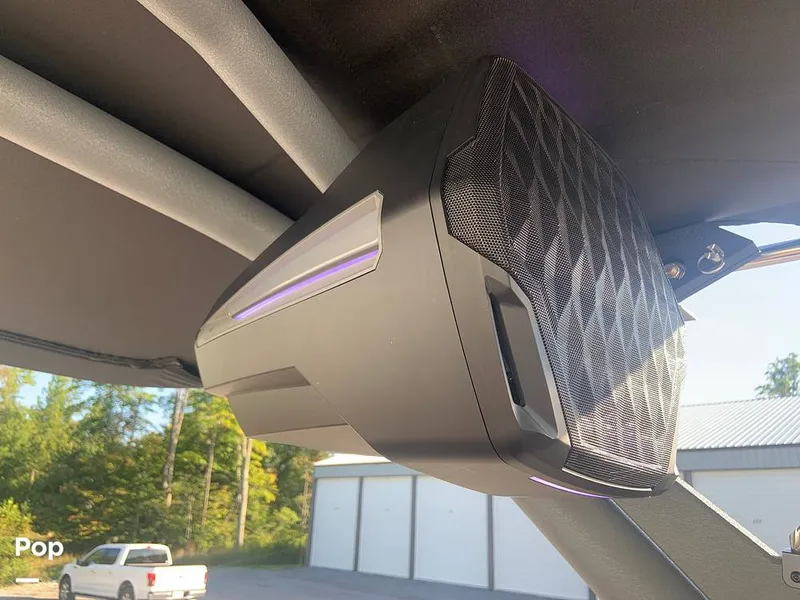 Slide: The Image of Malibu Wakesetter 23 LSV 2025 - 15805658