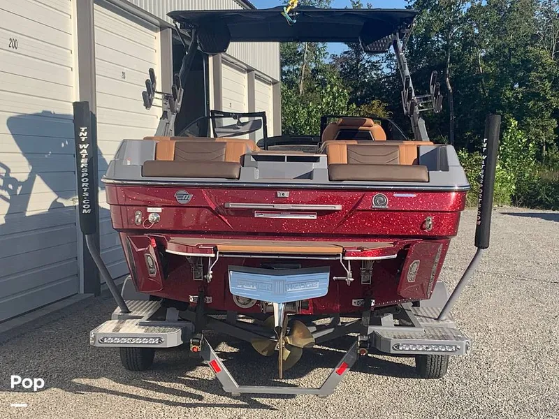 Slide: The Image of Malibu Wakesetter 23 LSV 2025 - 15805600