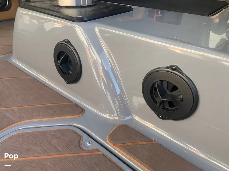 Slide: The Image of Malibu Wakesetter 23 LSV 2025 - 15805684