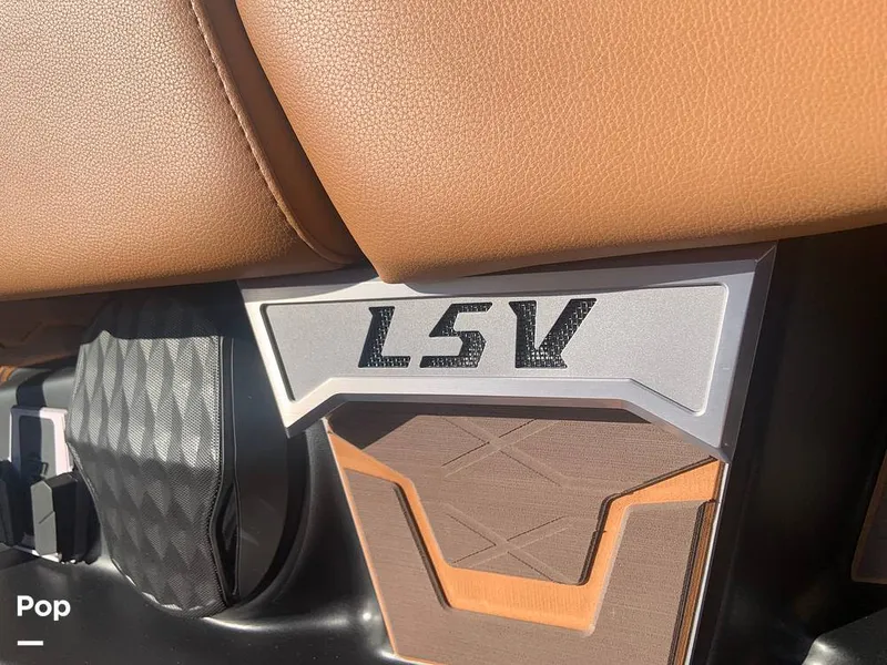 Slide: The Image of Malibu Wakesetter 23 LSV 2025 - 15805688