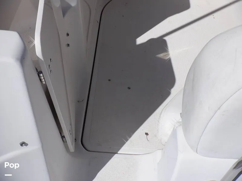 Slide: The Image of Regal 2750 Commadore 1997 - 15937613