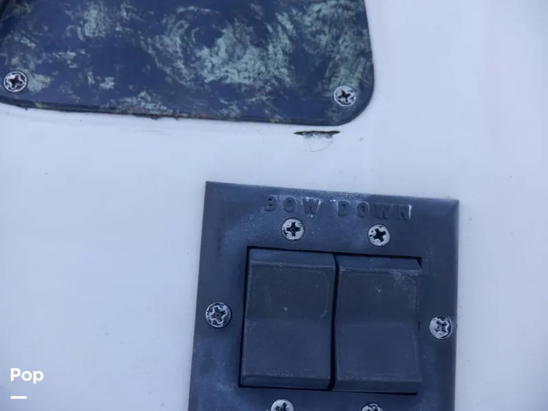 Slide: The Image of Regal 2750 Commadore 1997 - 15937621