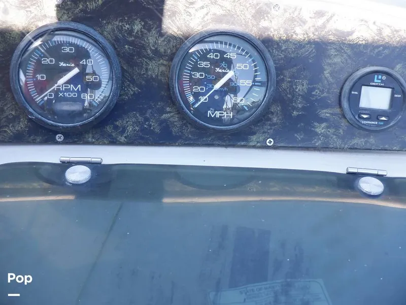 Slide: The Image of Regal 2750 Commadore 1997 - 15937623