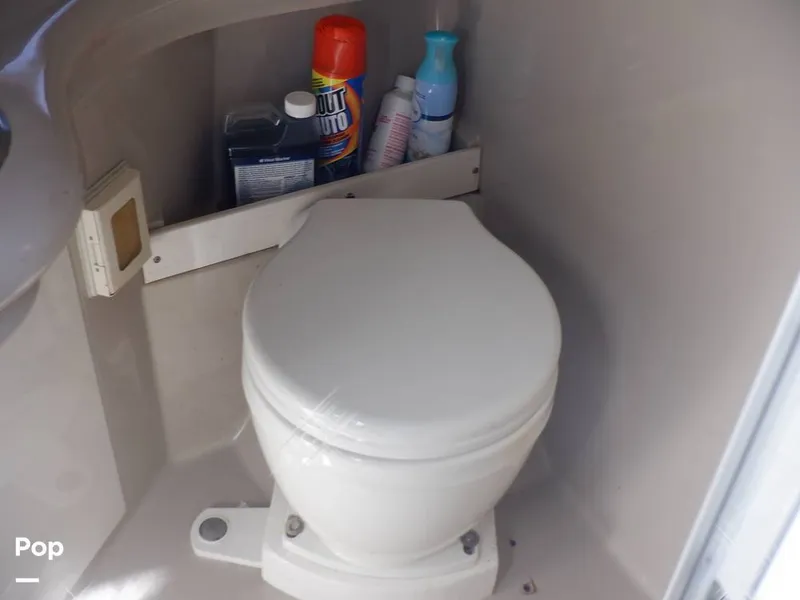 Slide: The Image of Regal 2750 Commadore 1997 - 15937671