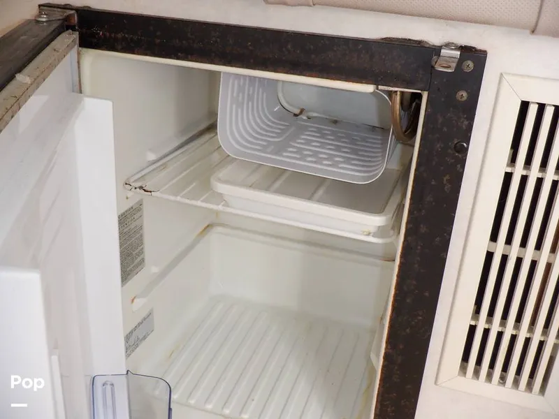 Slide: The Image of Regal 2750 Commadore 1997 - 15937680