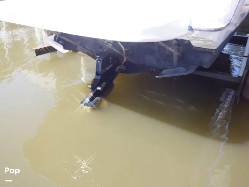 Slide: The Image of Regal 2750 Commadore 1997 - 15948303