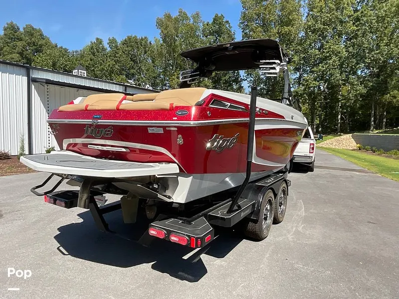 Slide: The Image of Tige 23ZX 2022 - 15854885