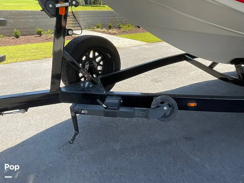 Slide: The Image of Tige 23ZX 2022 - 15854900