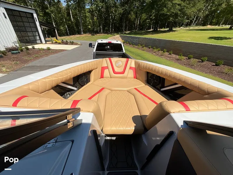 Slide: The Image of Tige 23ZX 2022 - 15854904