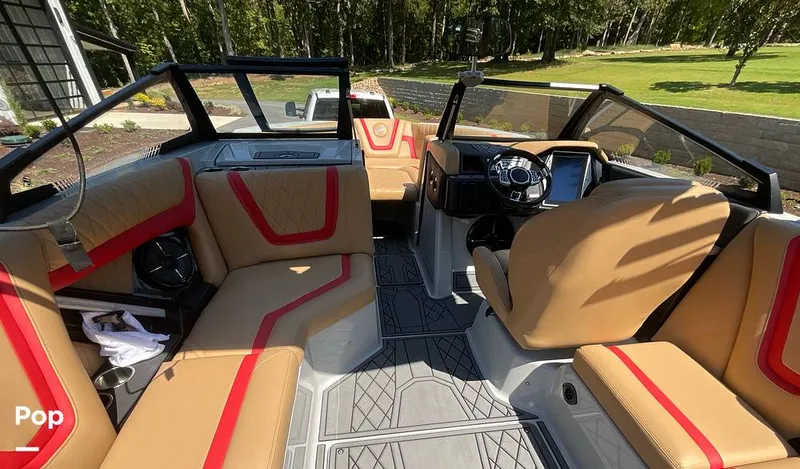 Slide: The Image of Tige 23ZX 2022 - 15854907