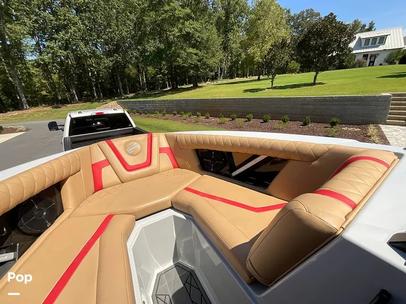 Slide: The Image of Tige 23ZX 2022 - 15854911