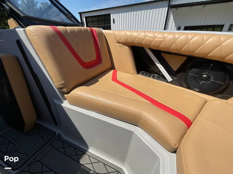 Slide: The Image of Tige 23ZX 2022 - 15854913