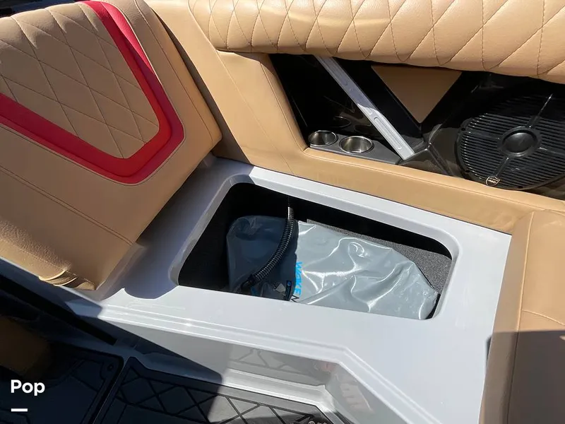 Slide: The Image of Tige 23ZX 2022 - 15854914