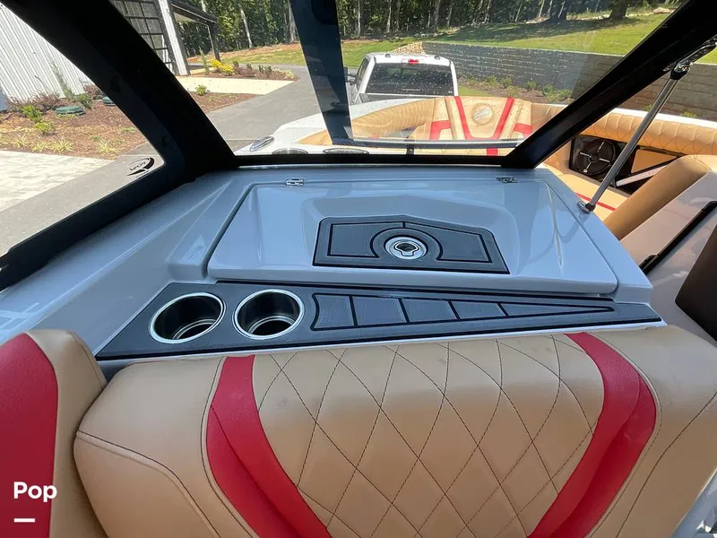 Slide: The Image of Tige 23ZX 2022 - 15854919