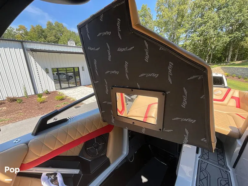 Slide: The Image of Tige 23ZX 2022 - 15854924