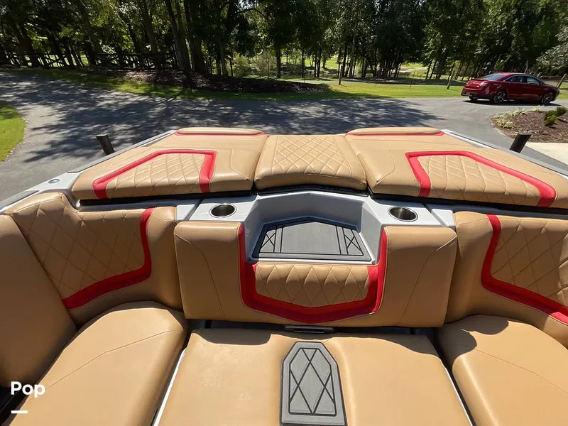 Slide: The Image of Tige 23ZX 2022 - 15854933