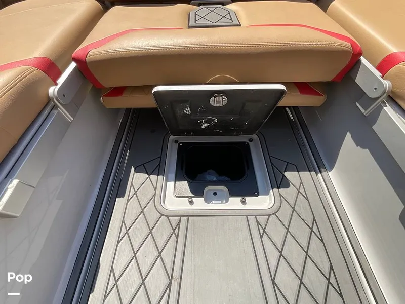 Slide: The Image of Tige 23ZX 2022 - 15854949